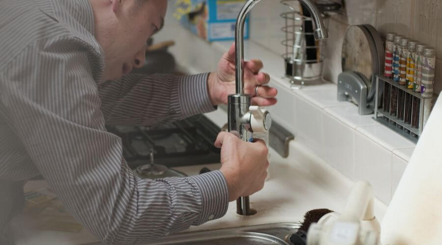 Local water heater installation in Devils Lake, ND